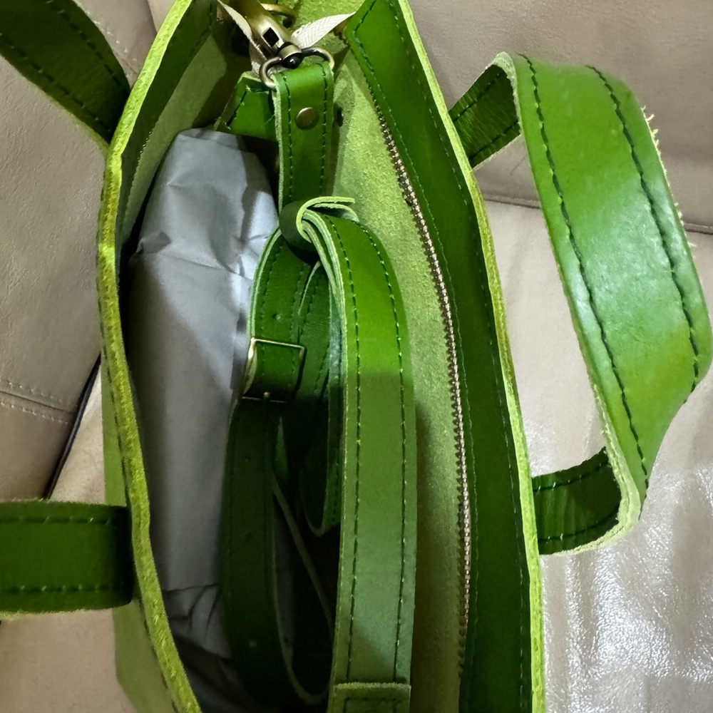Portland Leather Goods Zip Mini Crossbody Tote Bag - Picture 3 of 4